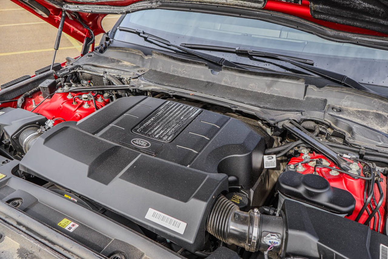 2022 Land Rover Range Rover Sport V8 Supercharged Autobiography Dynamic Red Sherwood Park - photo #5