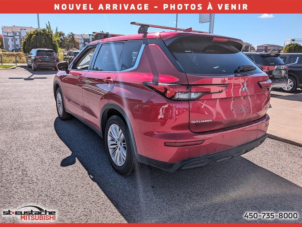 2022 Mitsubishi Outlander Red Saint-Eustache - photo #1
