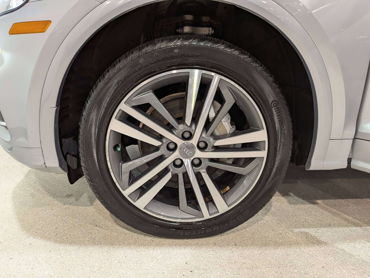 2019 Audi Q5 Technik 45 TFSI quattro Silver Val-David - photo #37