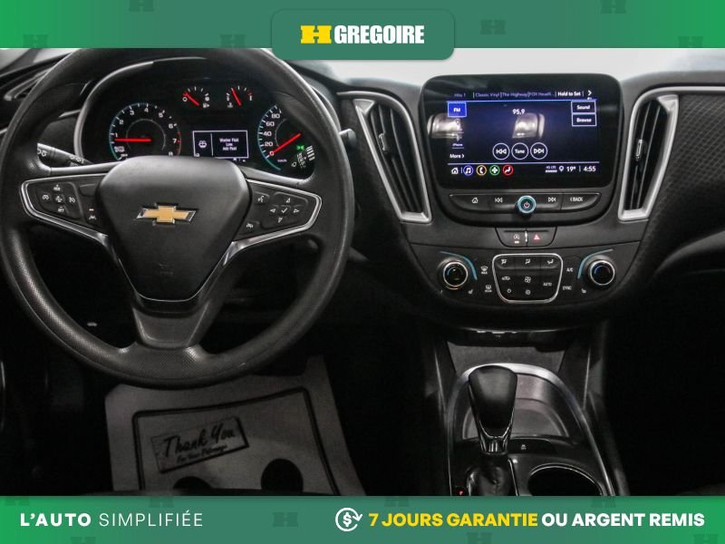 Chevrolet Malibu 2023 Blanc Blainville - photo #25