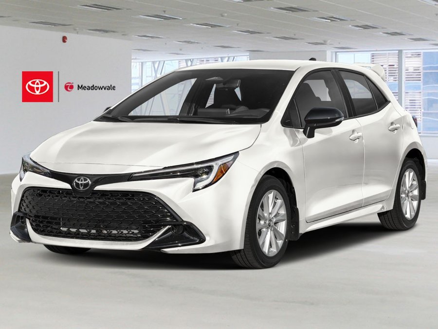 2027 Toyota Corolla Hatchback SE Upgrade White