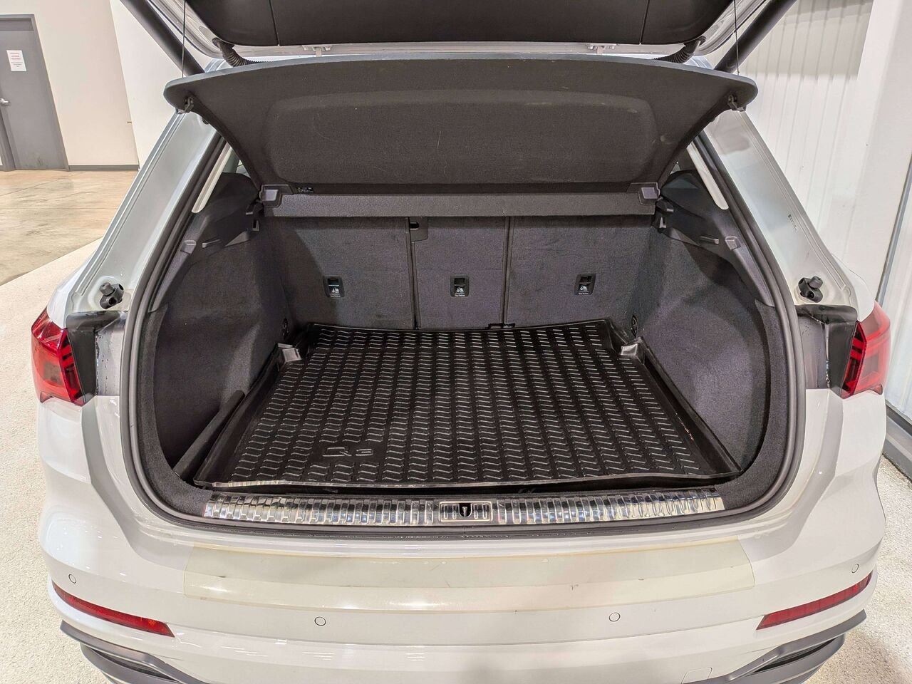 2019 Audi Q3 2.0 TFSI quattro Progressiv Tiptronic White Val-David - photo #8