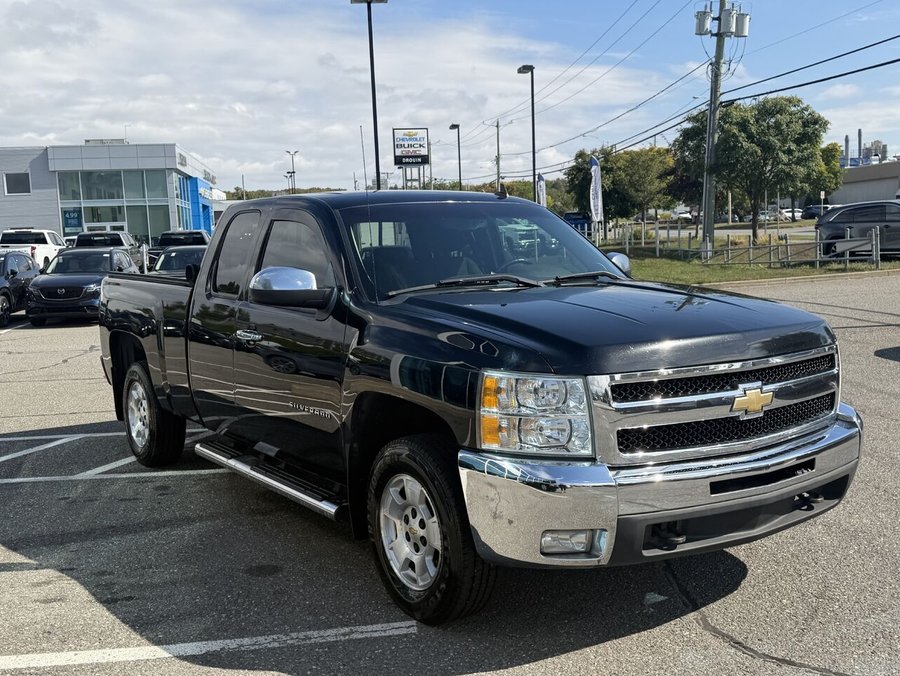 2013 Chevrolet Silverado 1500 4 RM, Cabine allongée, 143,5 po, LT Black
