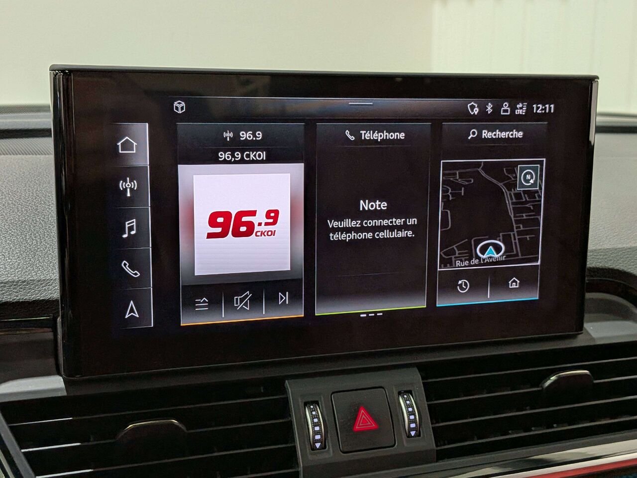 2022 Audi SQ5 Progressiv 3.0 TFSI quattro Black Val-David - photo #19