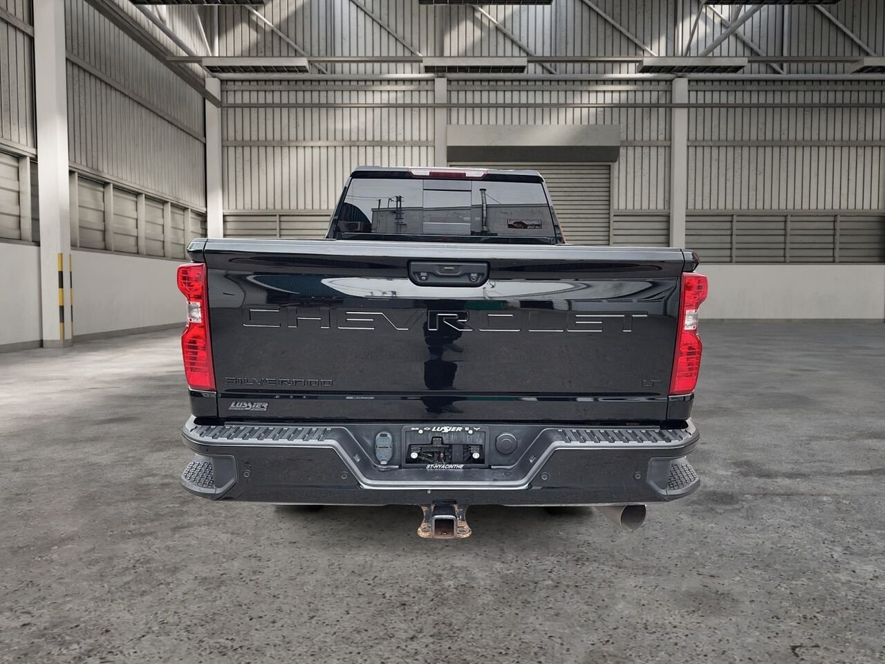 CHEVROLET SILVERADO UNKNOWN 2023 Noir Saint-Hyacinthe - photo #2