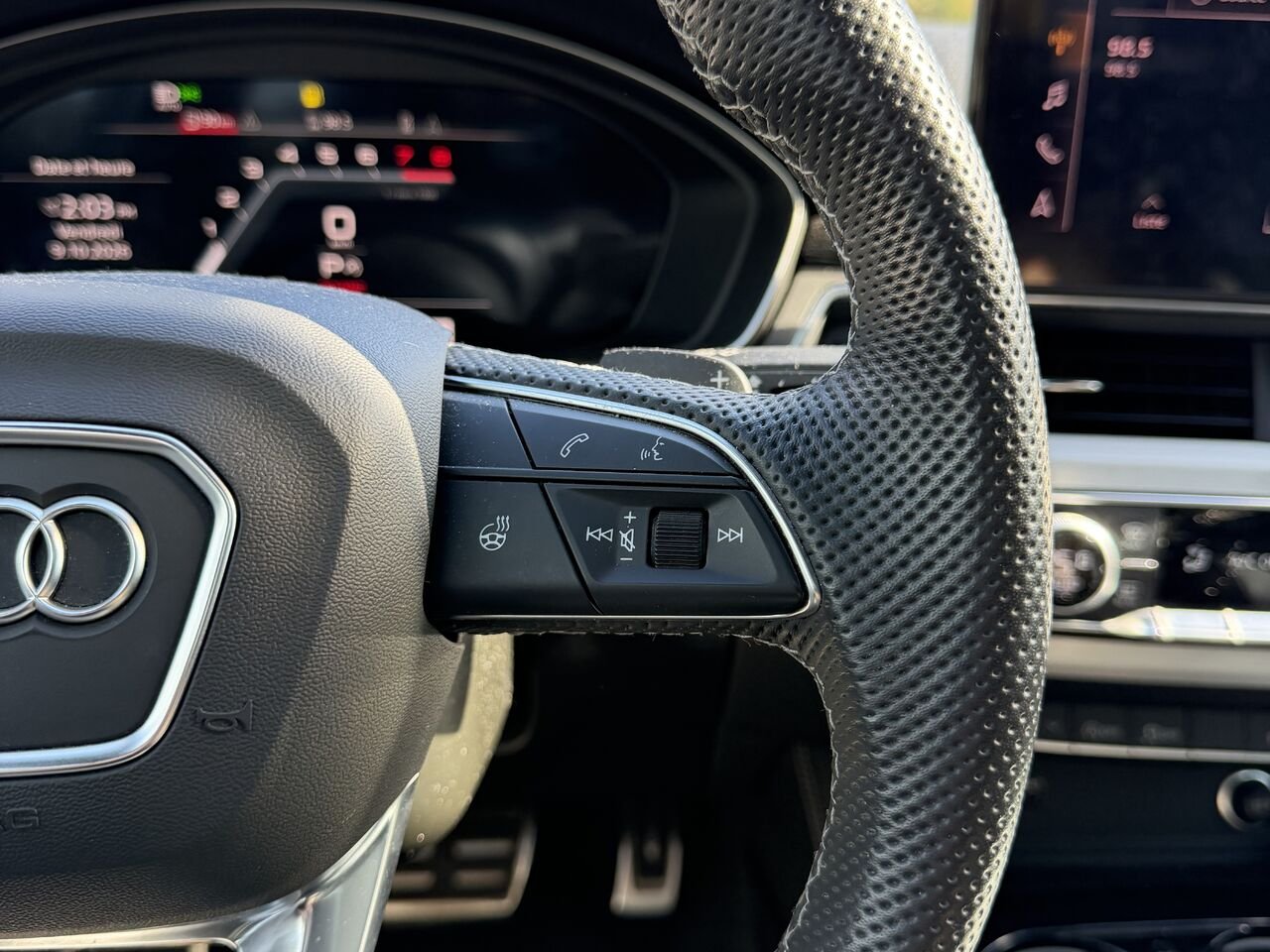 Audi berline A4 Technik 45 TFSI quattro 2023 Noir Châteauguay - photo #19