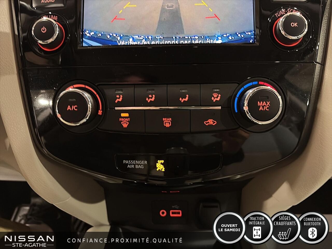 Nissan Qashqai S TI | JAMAIS ACCIDENTÉ | SIÈGES CHAUFFANTS | ANGLES MORTS | CAMÉRA DE RECUL 2023 Bleu Saint-Jérôme - photo #19