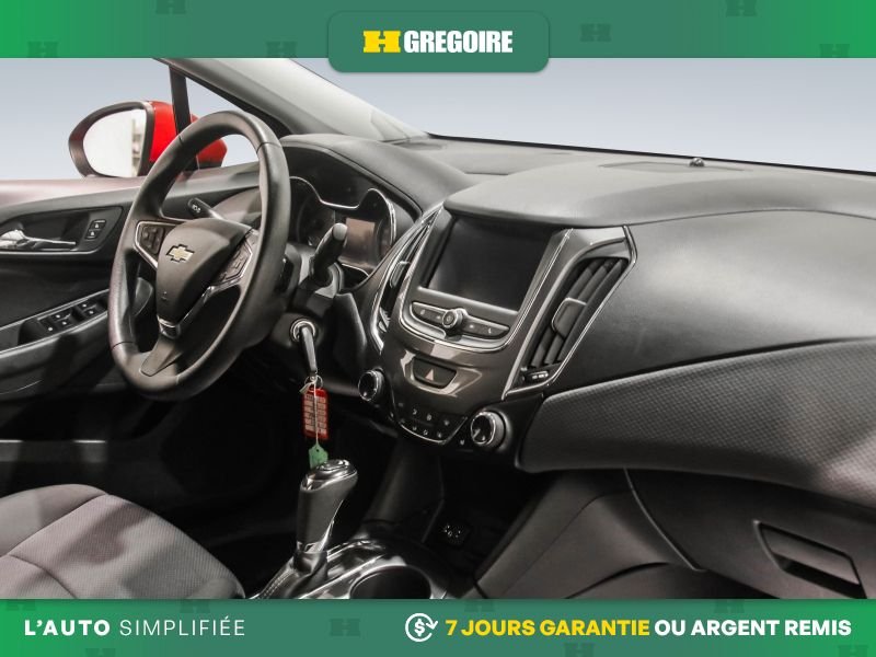 2019 Chevrolet Cruze Red Laval - photo #27