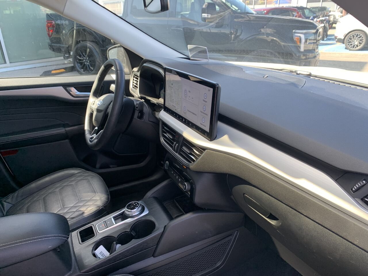 2023 Ford Escape White Châteauguay - photo #18