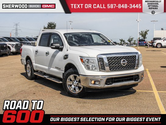 2017 Nissan Titan 2017 White