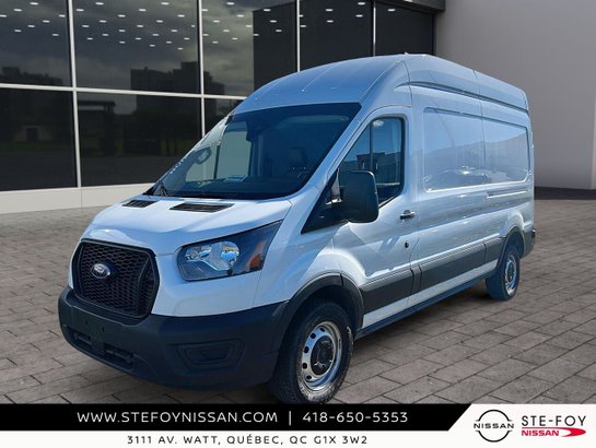 Ford Transit fourgon utilitaire T-250 PA toit surélevé 148 po PNBV de 9 070 lb 2025 