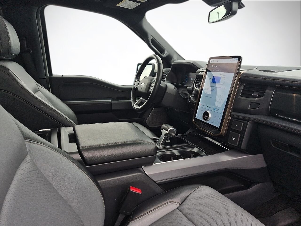 2024 Ford F-150 Lightning White Saint-Jérôme - photo #9