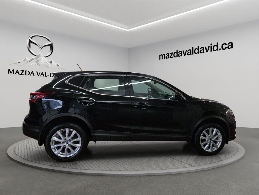 Nissan Qashqai S TA CVT, Cruise control, commande audio au volant, détecteur d'angles morts 2023 Noir