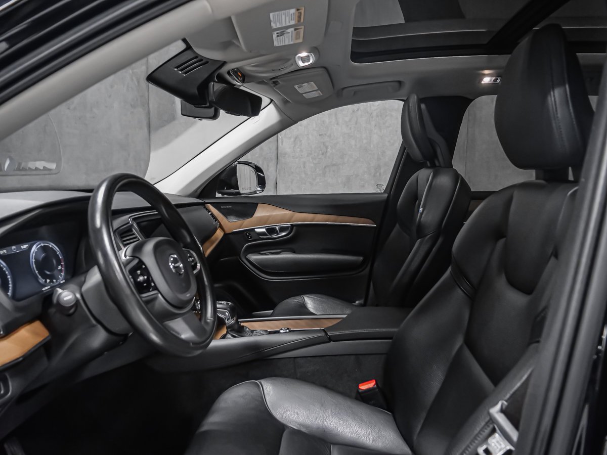 2021 Volvo XC90 T6 MOMENTUM CLIMAT HARMAN KARDON Black Montreal - photo #13