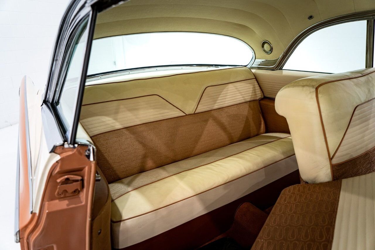 Chrysler New Yorker PRICE IN USD Fantastic driver with extensive documentation | PRICE IN USD 1956 Beige Montréal - photo #66