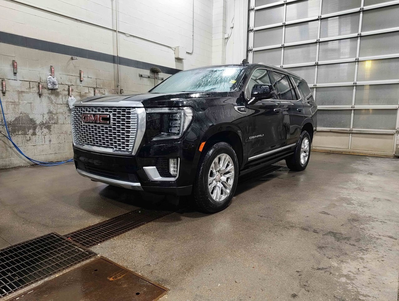 2022 GMC Yukon 4WD 4dr Denali Black Sherwood Park - photo #3
