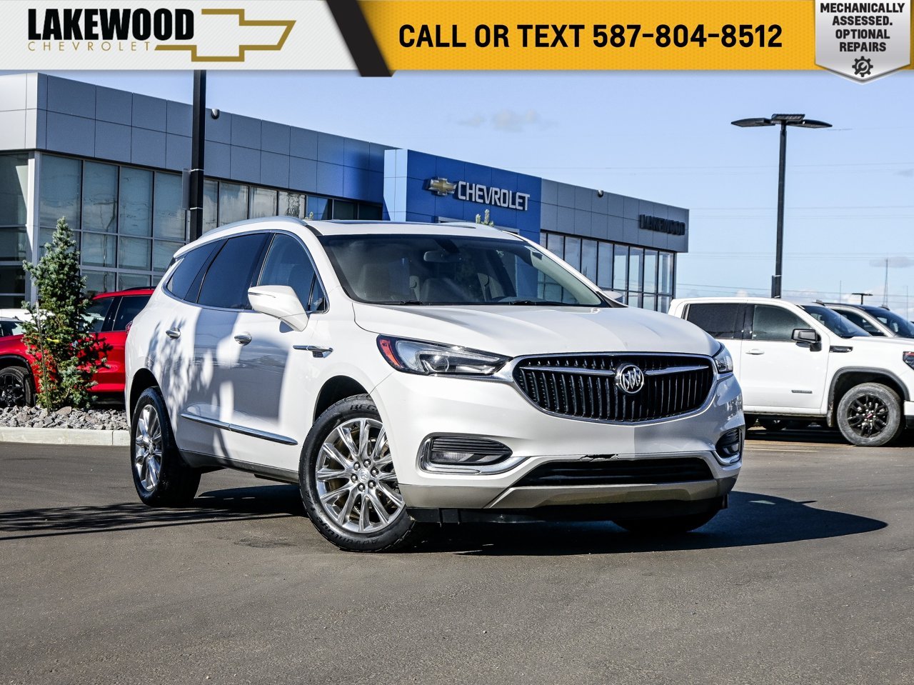 2020 Buick Enclave AWD 4dr Essence White Sherwood Park - photo #0