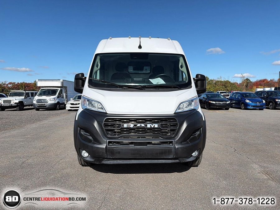 2025 Ram ProMaster fourgonnette utilitaire 2500 Tradesman toit élevé 136 po avec siège passager White