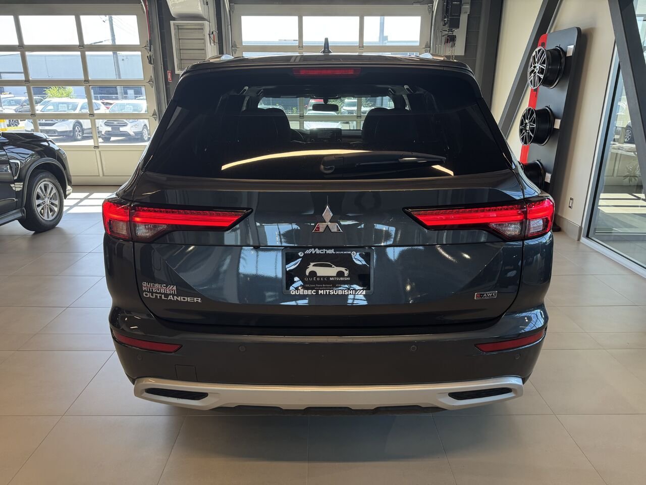 Mitsubishi Outlander 2024 Gris Saint-Eustache - photo #6
