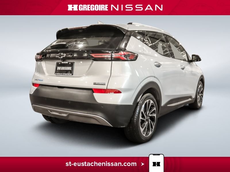 2022 Chevrolet Bolt EUV Grey Laval - photo #8