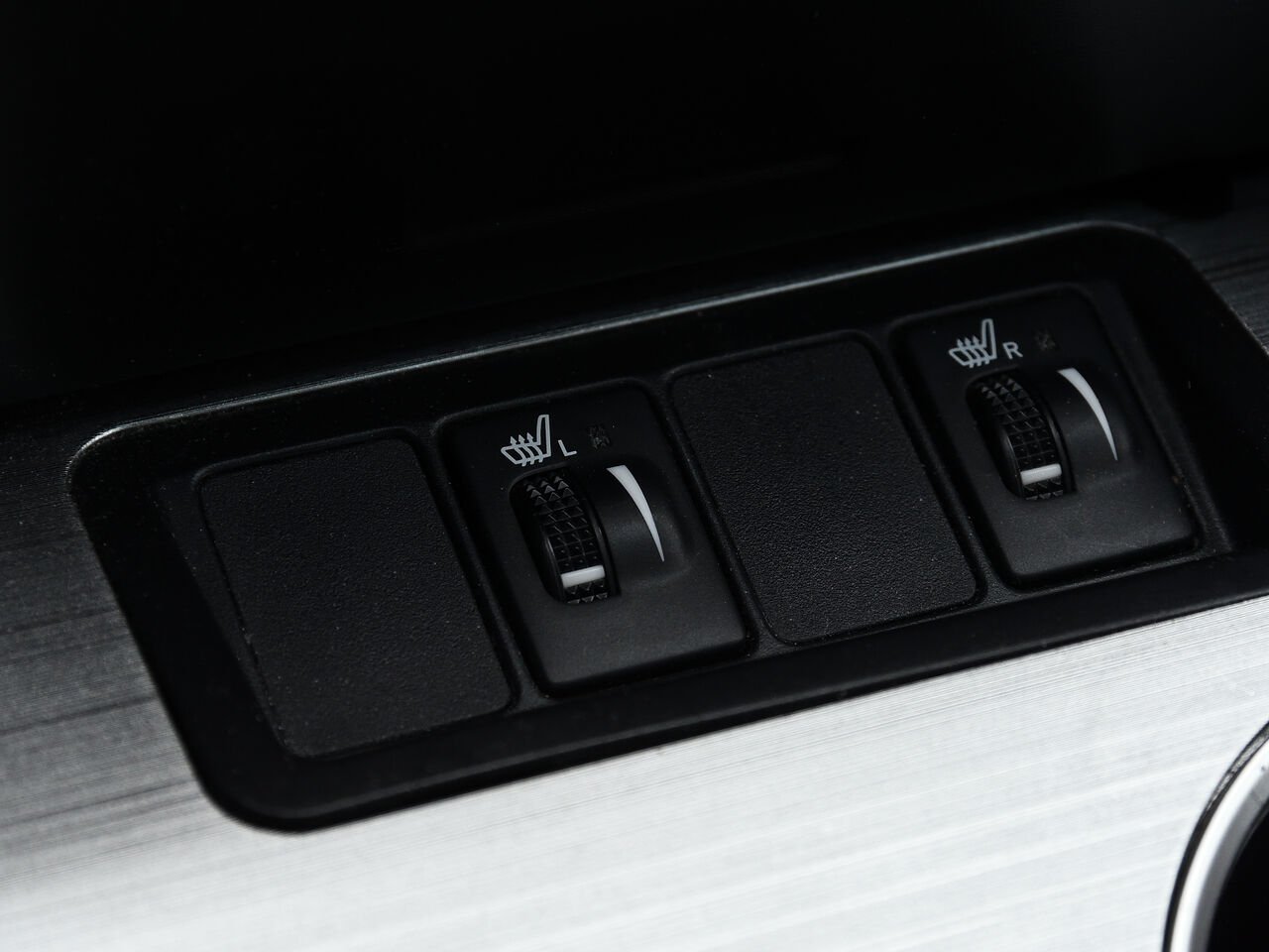 Toyota Camry Berline, boîte automatique, LE 2014 Bleu Saint-Hyacinthe - photo #13