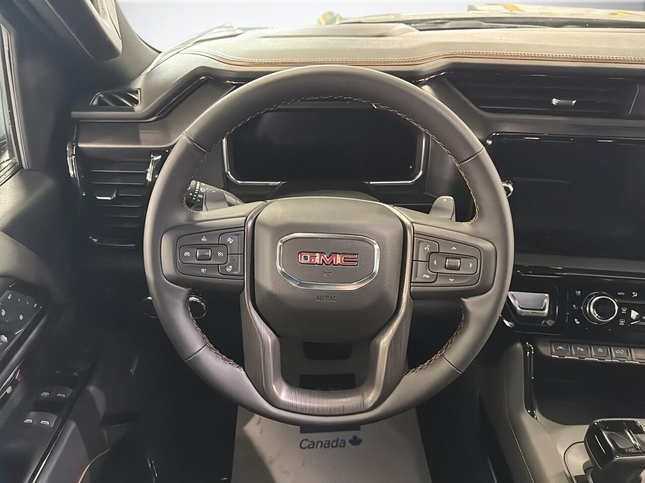 GMC Sierra 1500 AT4 cabine multiplace 4RM 157 po 2026 Gris Saint-Hyacinthe - photo #11