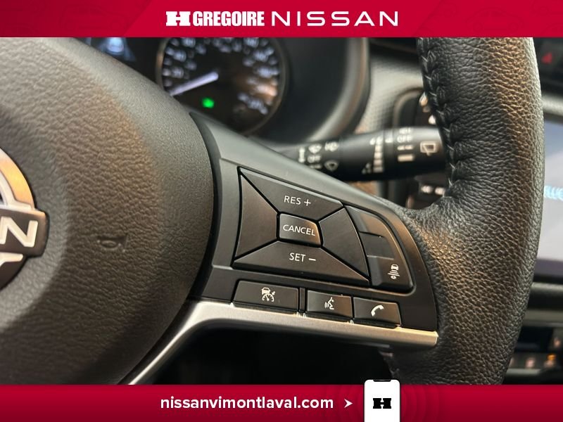 2025 Nissan Kicks White Laval - photo #17