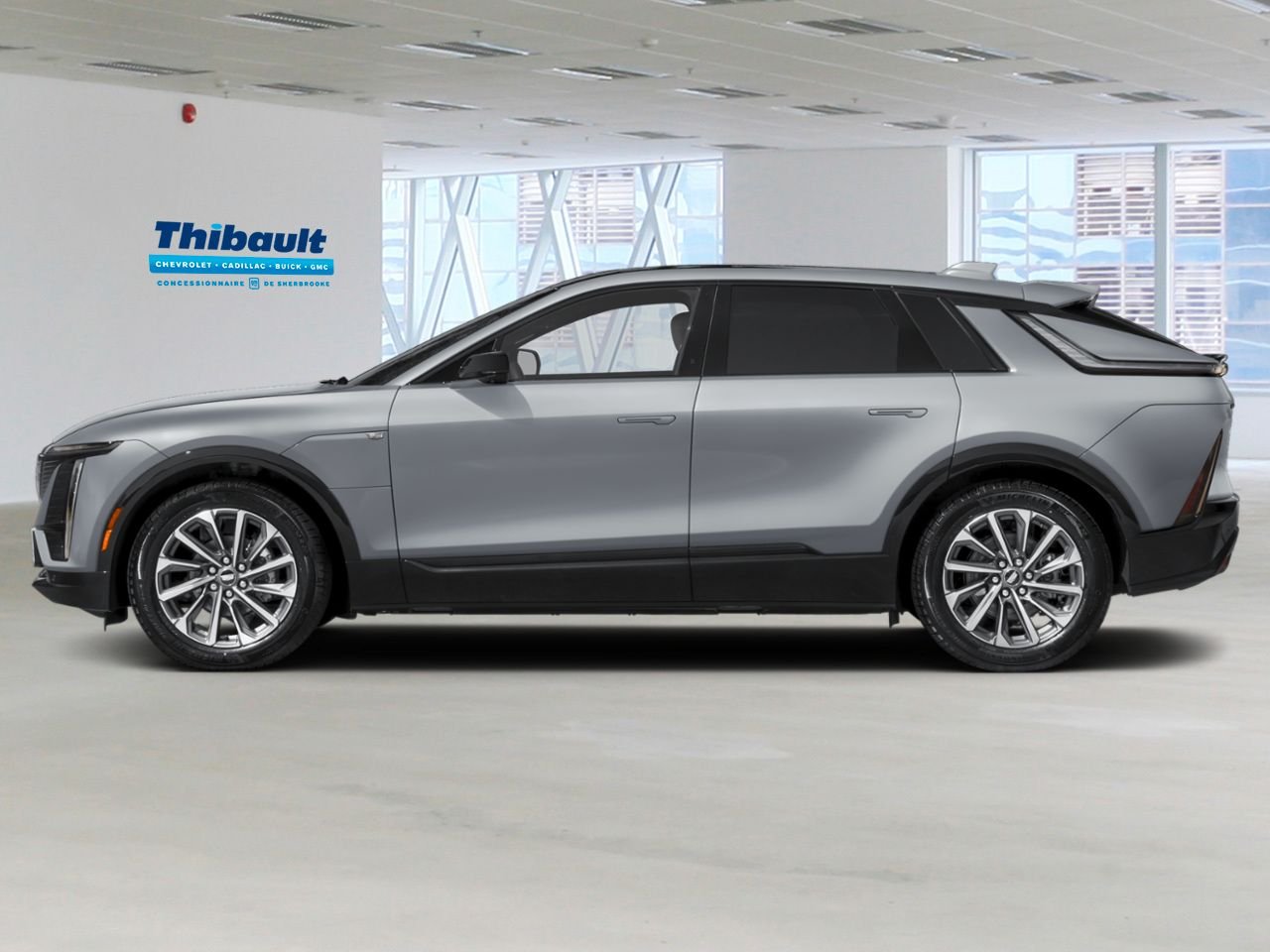 CADILLAC LYRIQ Sport haut de gamme 4 portes 2027 Argent silver métallisé Sherbrooke - photo #2