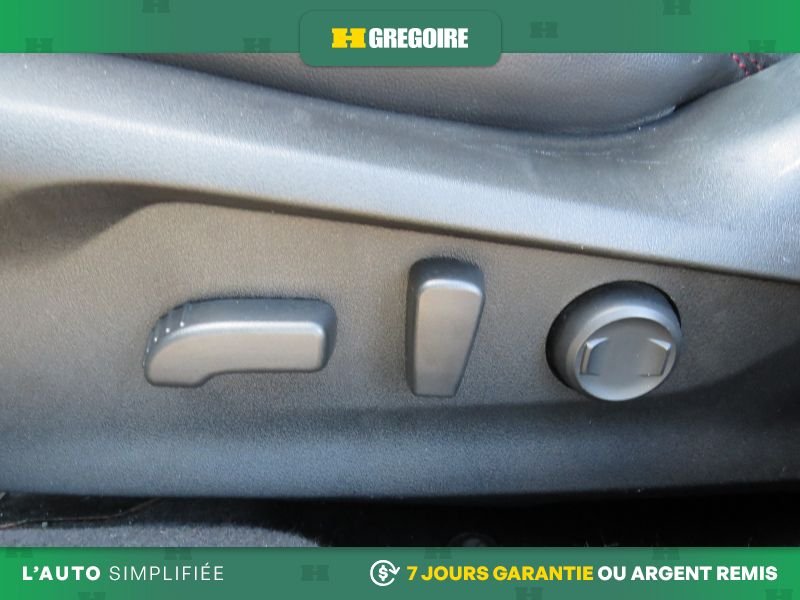 Subaru WRX V3663A | Sport-tech TOIT OUVRANT 2023 Blanc Laval - photo #16