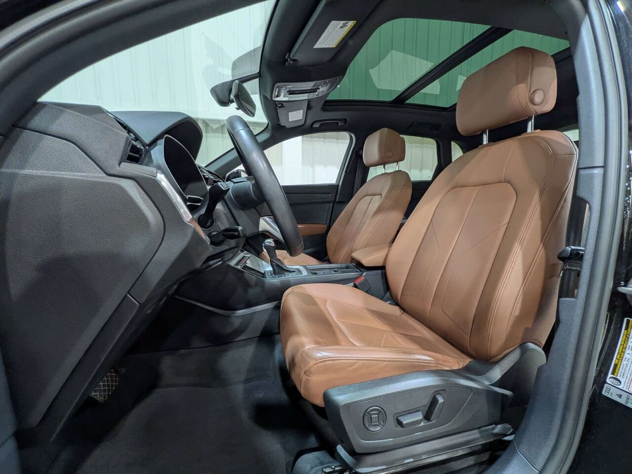 2023 Audi Q3 Komfort 45 TFSI quattro Black Val-David - photo #1