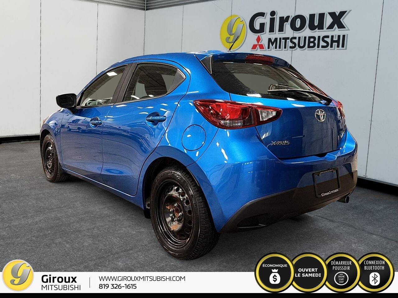 2020 Toyota Yaris Hatchback Blue Sainte-Agathe-des-Monts - photo #3