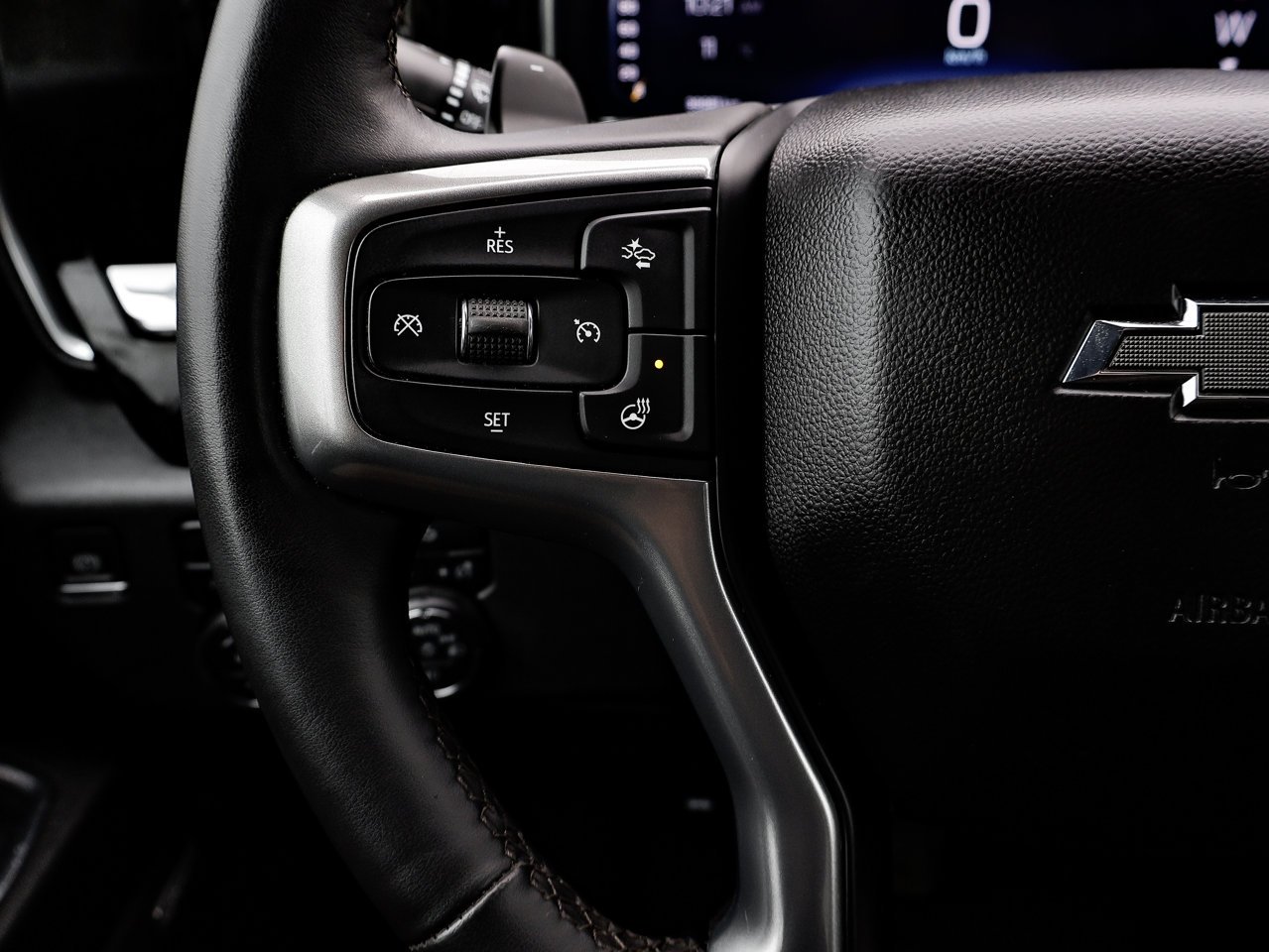 2024 Chevrolet Silverado 1500 4WD Crew Cab 147 RST Black Sherwood Park - photo #20