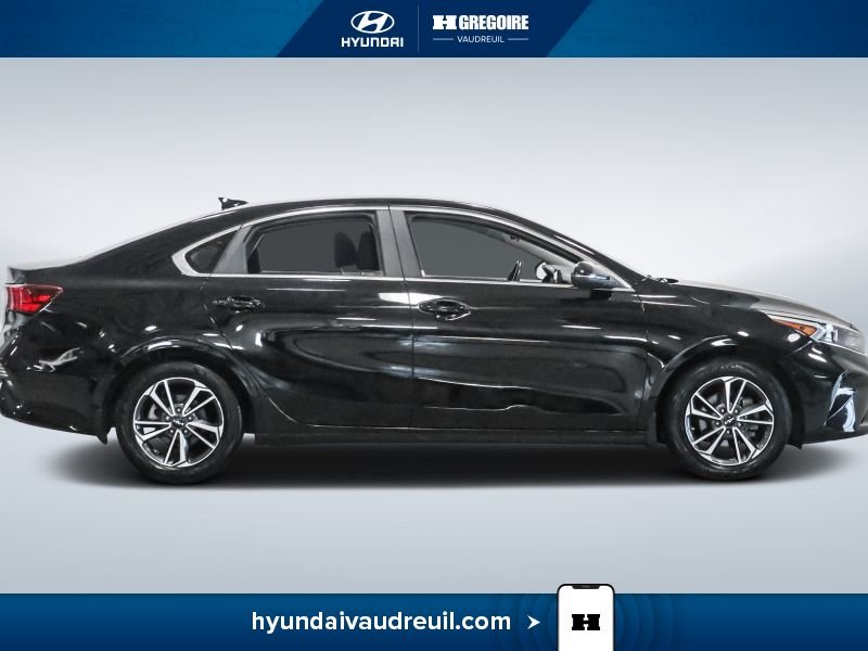 2023 Kia Forte EX BAS KILOS Black