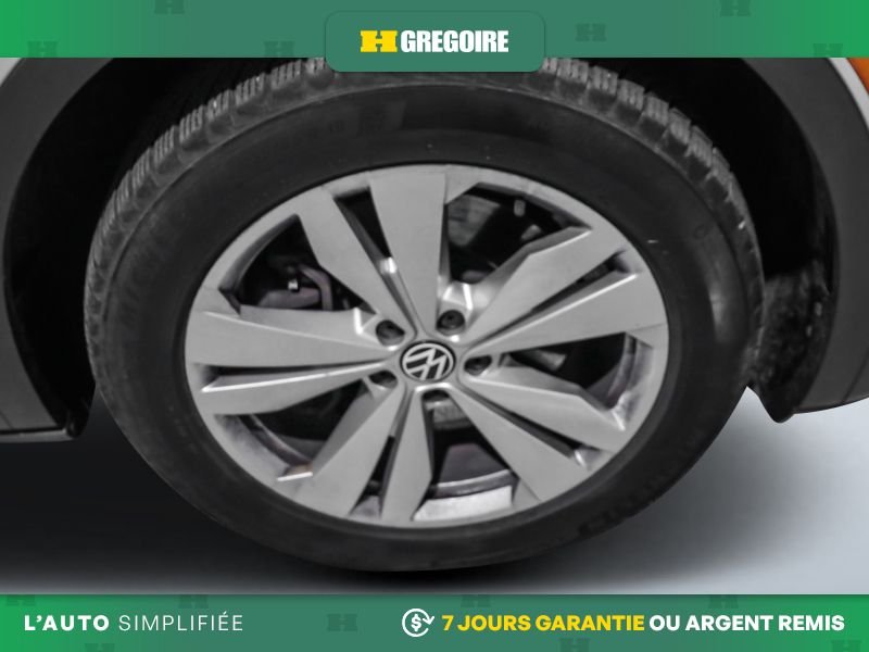 2022 Volkswagen ID.4 Silver Laval - photo #26
