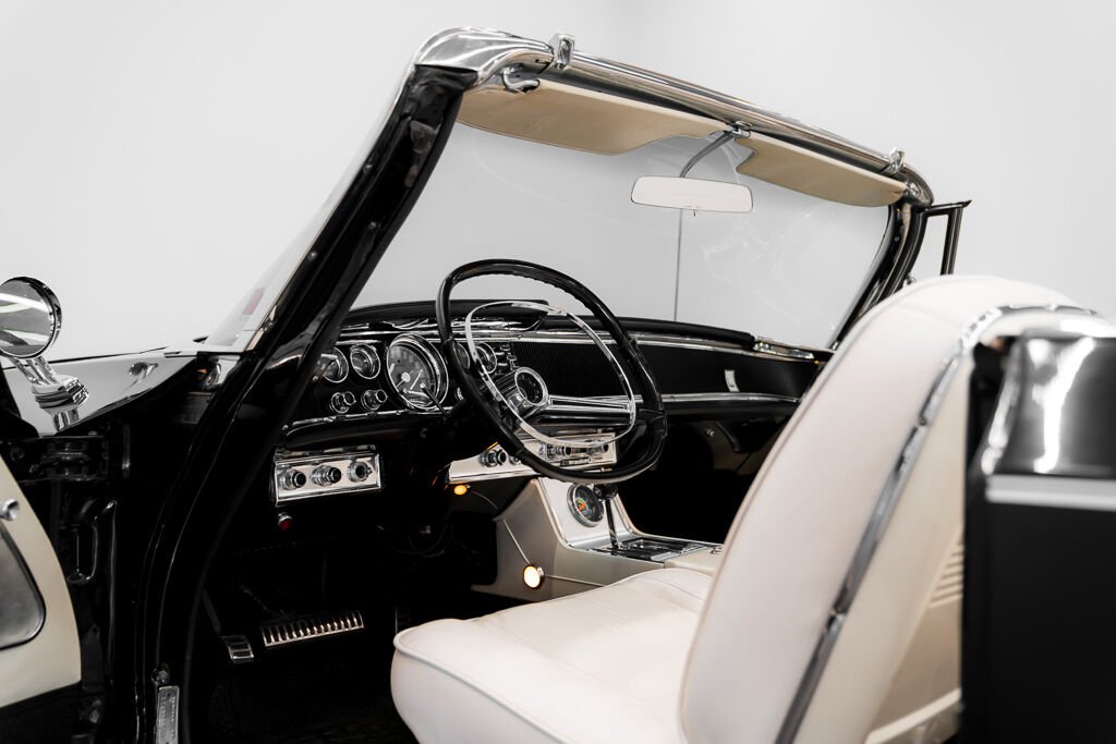 Chrysler 300 K | *PRICE IN USD* - CAR IN MILES 1964 Noir Kirkland - photo #17