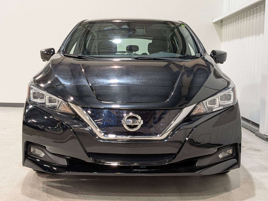 2020 Nissan LEAF SV Hatchback Black