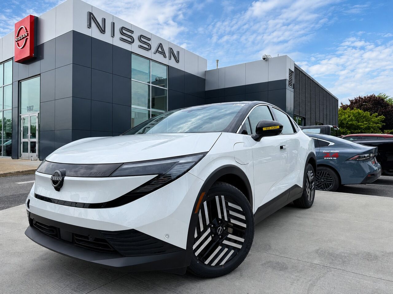 Black 2026 Nissan LEAF SUV / Crossover Front-Wheel Drive Continuously Variable Transmission