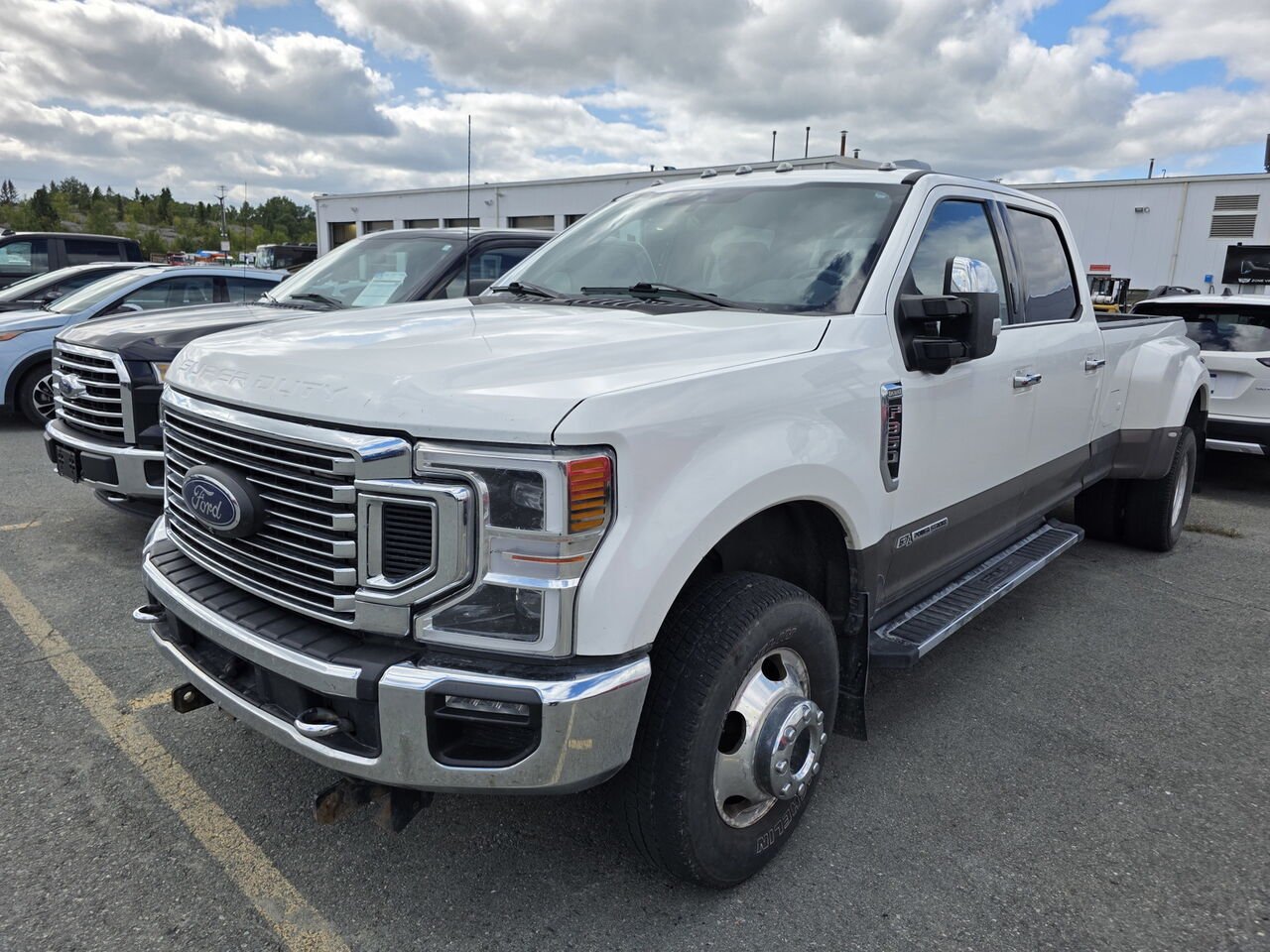 Ford Super Duty F-350 DRW XL cabine 6 places 4RM caisse de 8 pi 2021 Rouyn-Noranda - photo #3