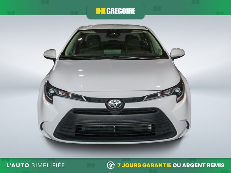 2023 Toyota Corolla White Saint-Eustache - photo #1