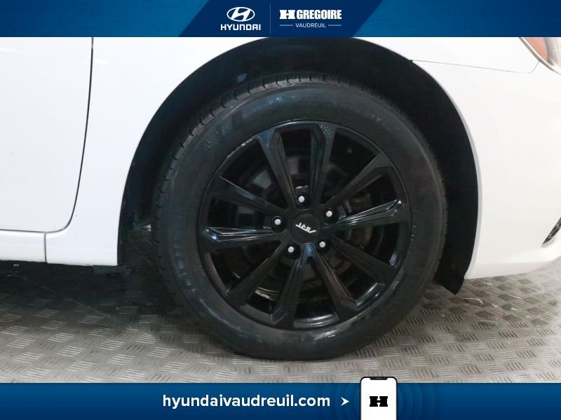 Nissan Sentra 2017 Blanc Blainville - photo #30
