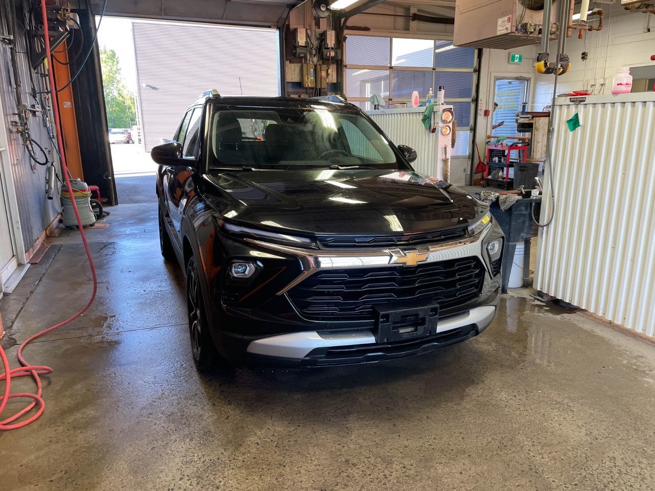 Chevrolet Trailblazer LT AWD *SIÈGES CHAUFF* CARPLAY ALERTES WIFI USB 2024 Noir Saint-Jérôme - photo #8