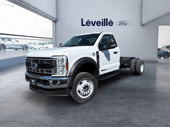 Ford Super Duty F-550 DRW 2026 2026 Blanc Oxford