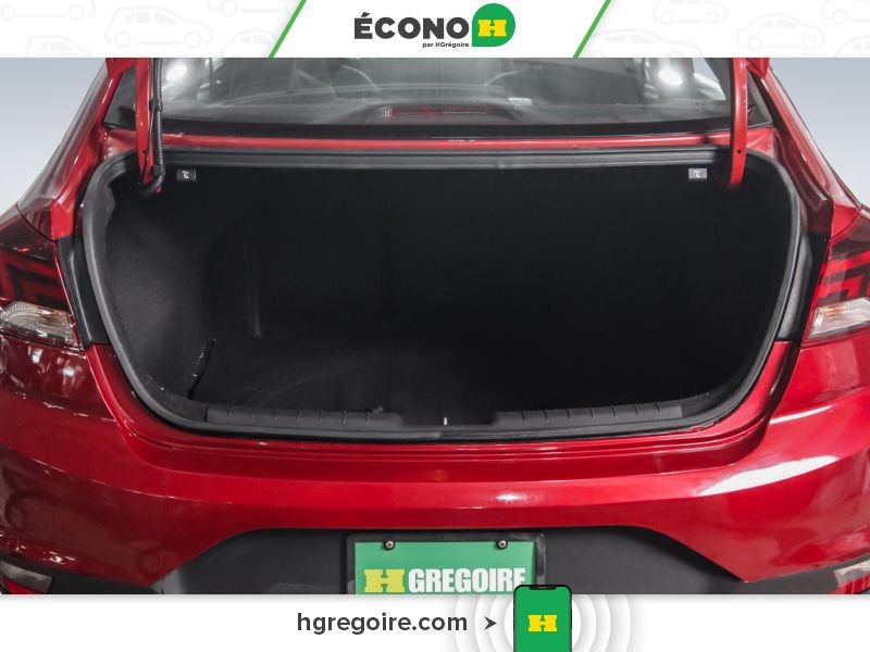 Hyundai Elantra 2019 Rouge Saint-Eustache - photo #17