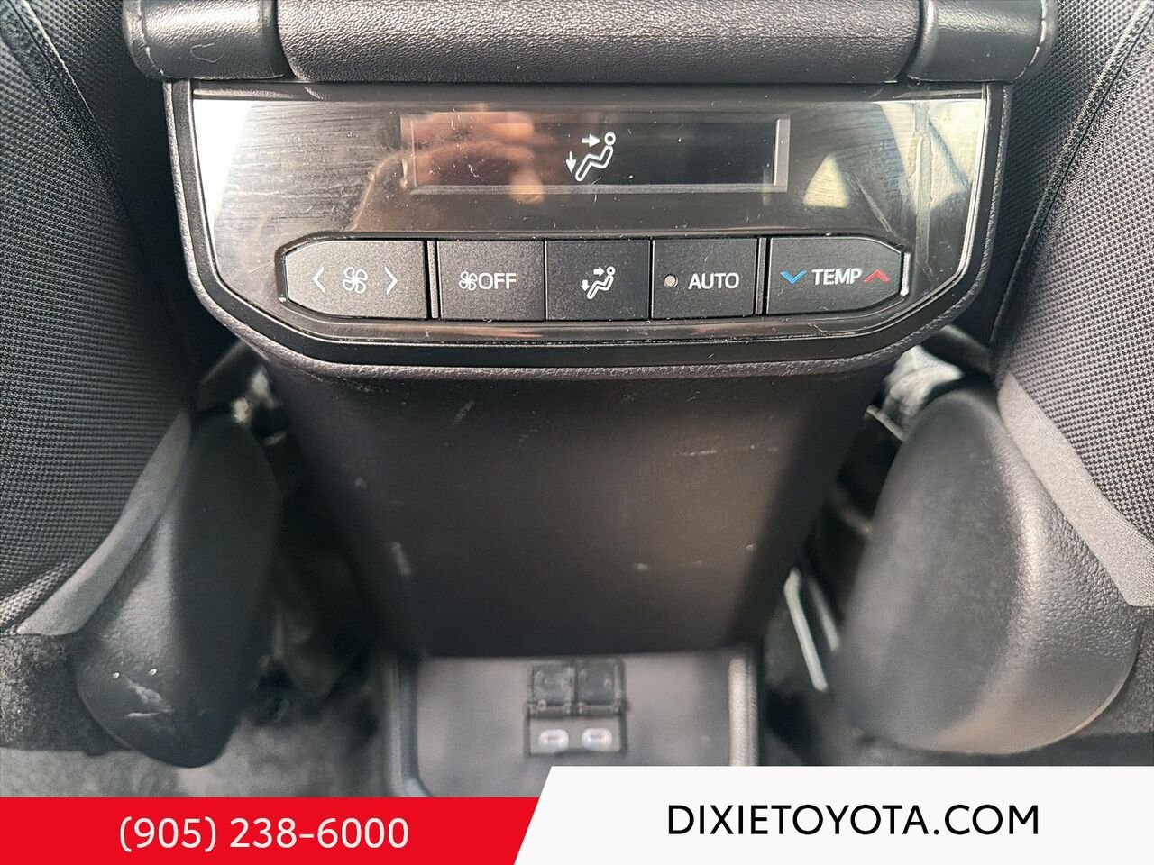 2023 Toyota Highlander Heated Seats, Alloy Wheels, Bluetooth Midnight Black Metallic Mississauga - photo #17