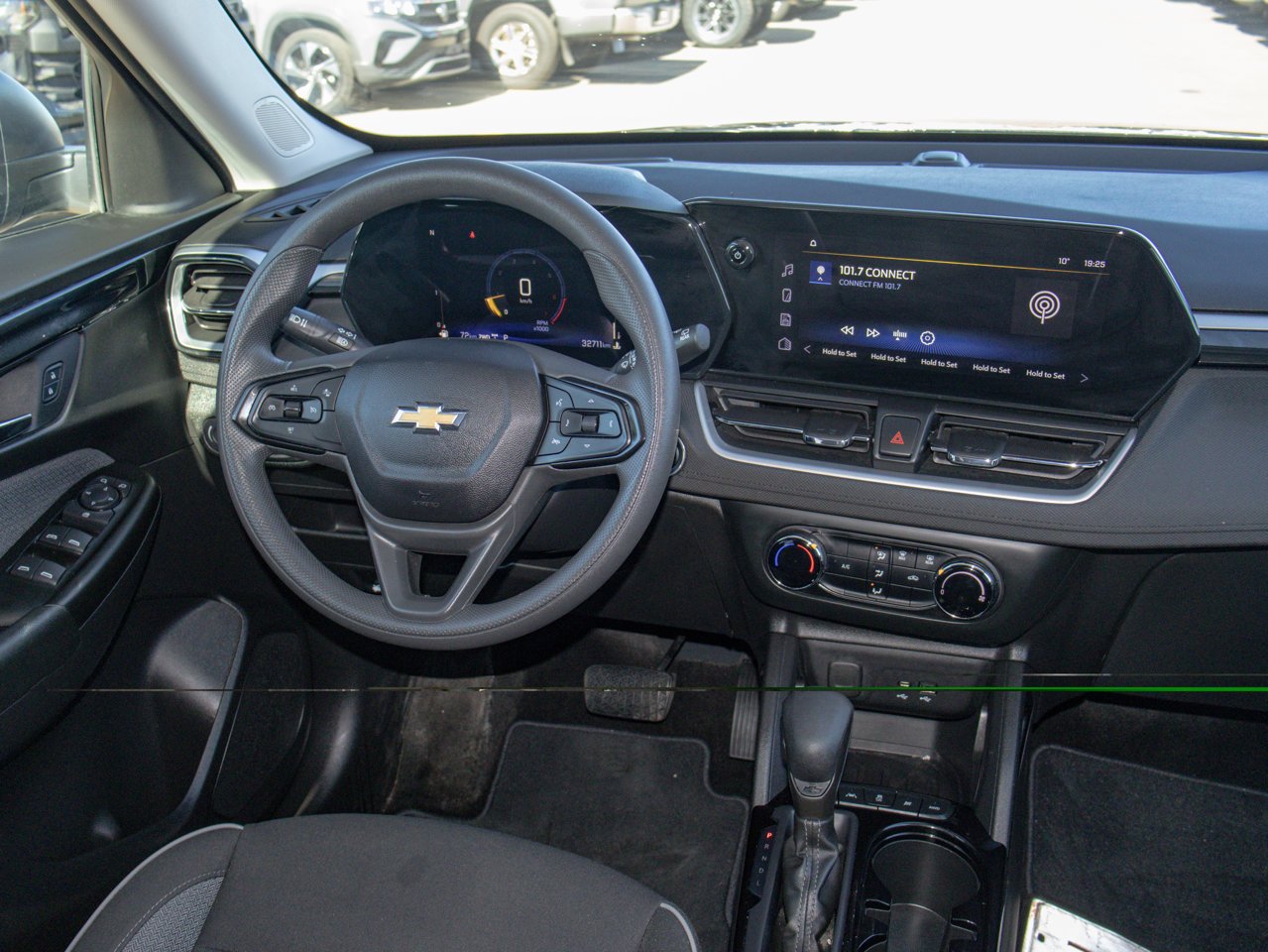 2024 Chevrolet Trailblazer AWD 4dr LS Black Sherwood Park - photo #30