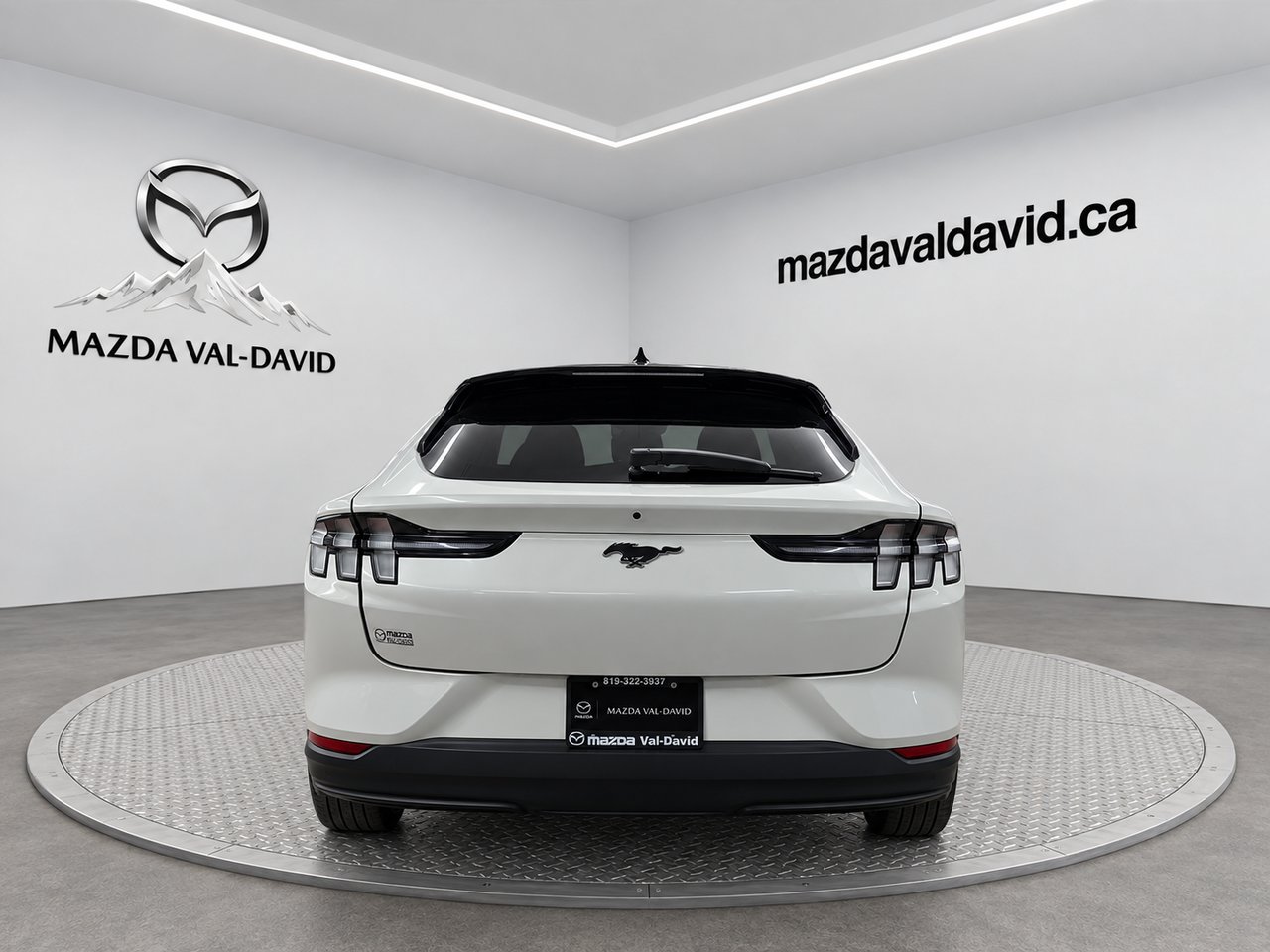 Ford Mustang Mach-E Sélect 2023 Blanc Val-David - photo #3
