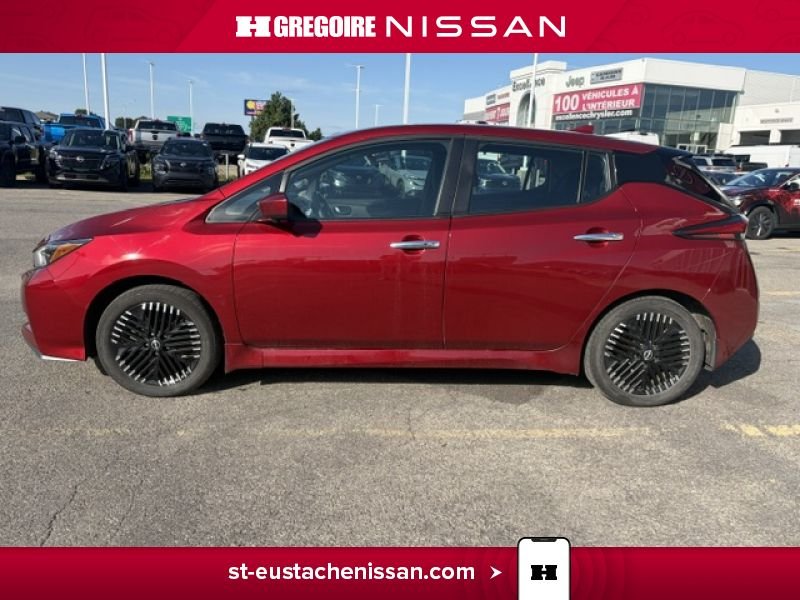 Nissan Leaf 2023 Rouge Laval - photo #7