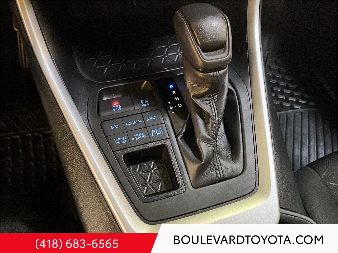 Toyota RAV4 100392A-52 | XLE, AWD 2022 Gris Québec - photo #17