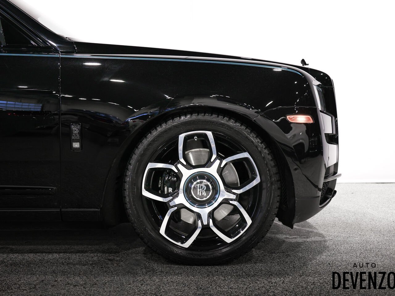 2023 Rolls-Royce Cullinan Blue Saint-Eustache - photo #5