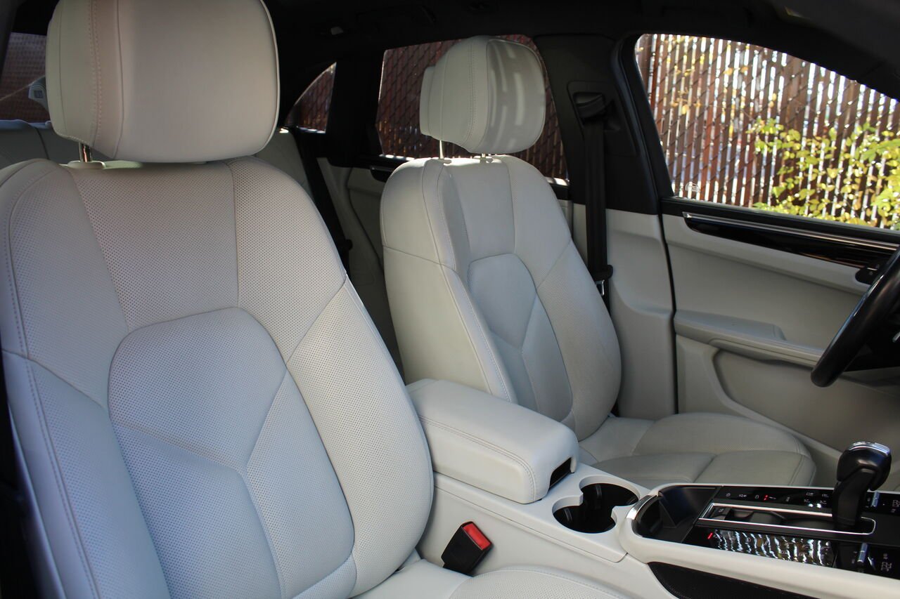 Porsche Macan VIN: WP1AG2A57RLB35511 2024 Noir Sainte-Rose - photo #8